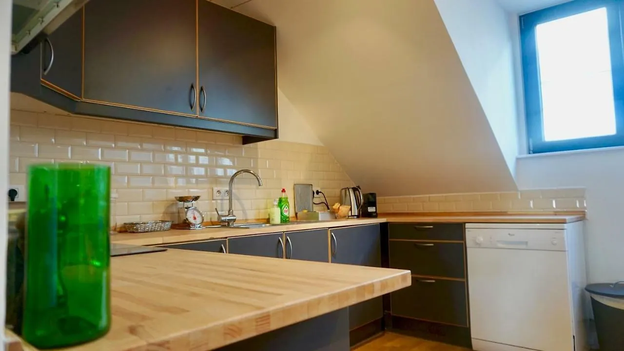 Unit 8 - Charming Loft Apt. Near Avenue Louise Free Parking Brussels Apartment